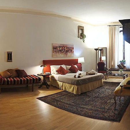 Апартаменти Teverecentro Рим Екстер'єр фото